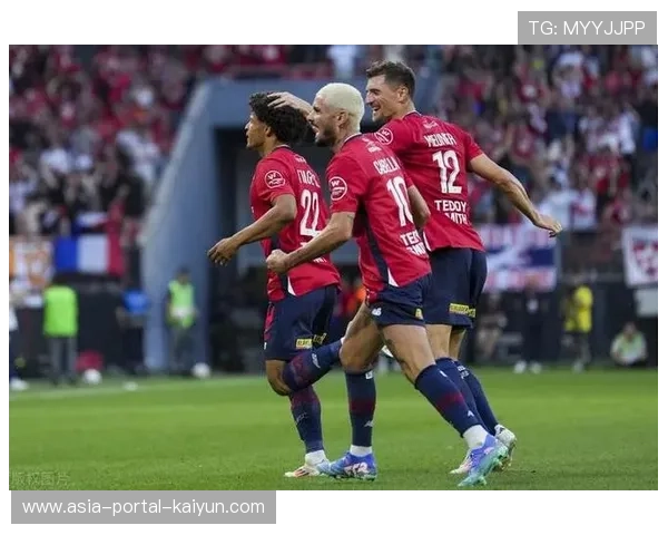 35岁哲科获巴黎FC邀请,波黑老将或赴法甲传帮带 35岁哲科获巴黎FC邀请,波黑老将或赴法甲传帮带